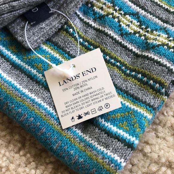 NWT Lands’ End gray and blue scarf - Picture 3 of 7